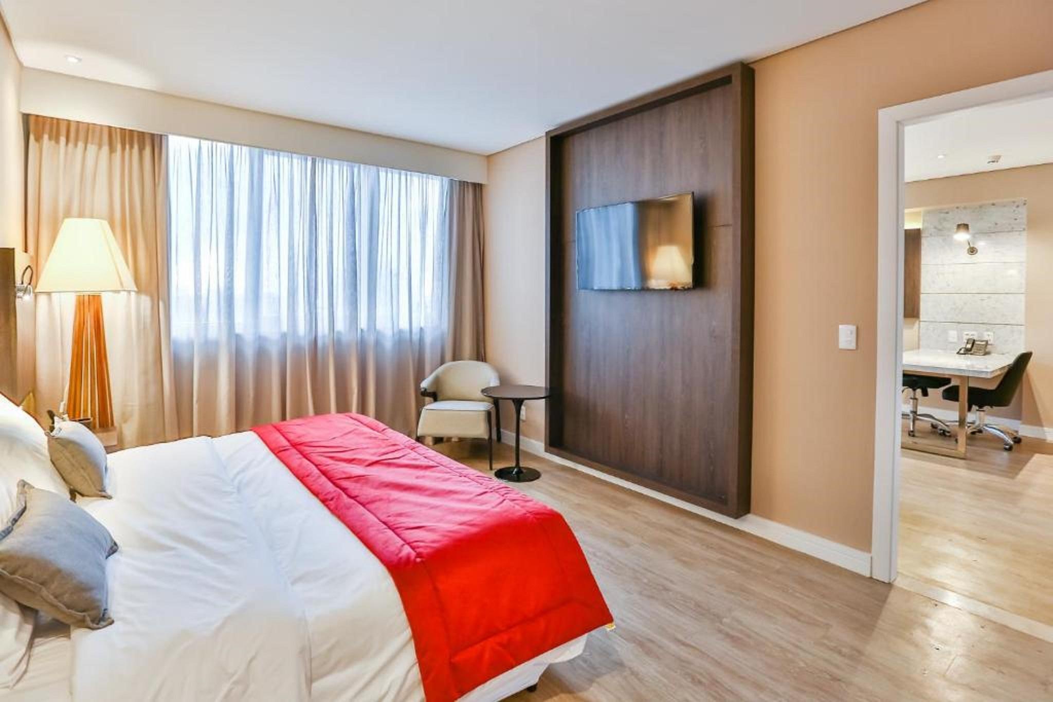 Transamerica Collection Goiânia Exteriör bild A room at the hotel
