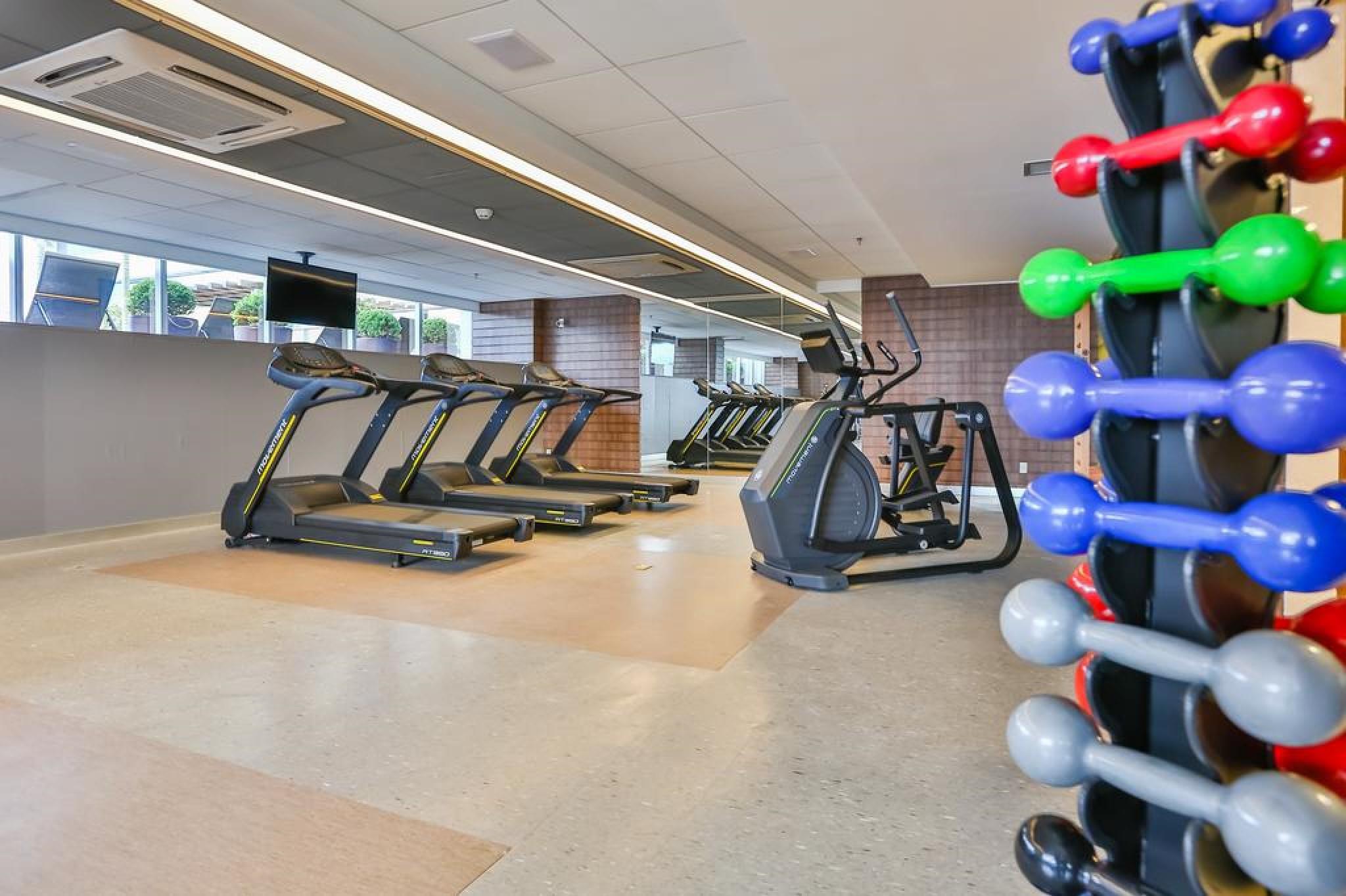 Transamerica Collection Goiânia Exteriör bild The gym at the hotel