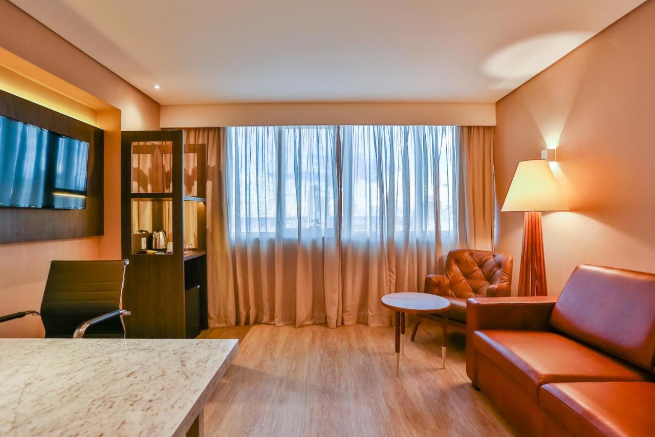 Transamerica Collection Goiânia Exteriör bild A room at the hotel