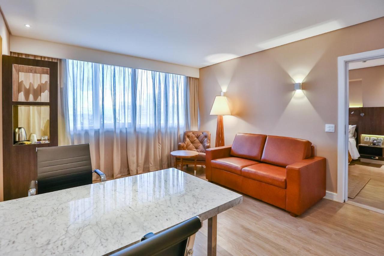 Transamerica Collection Goiânia Exteriör bild Suite